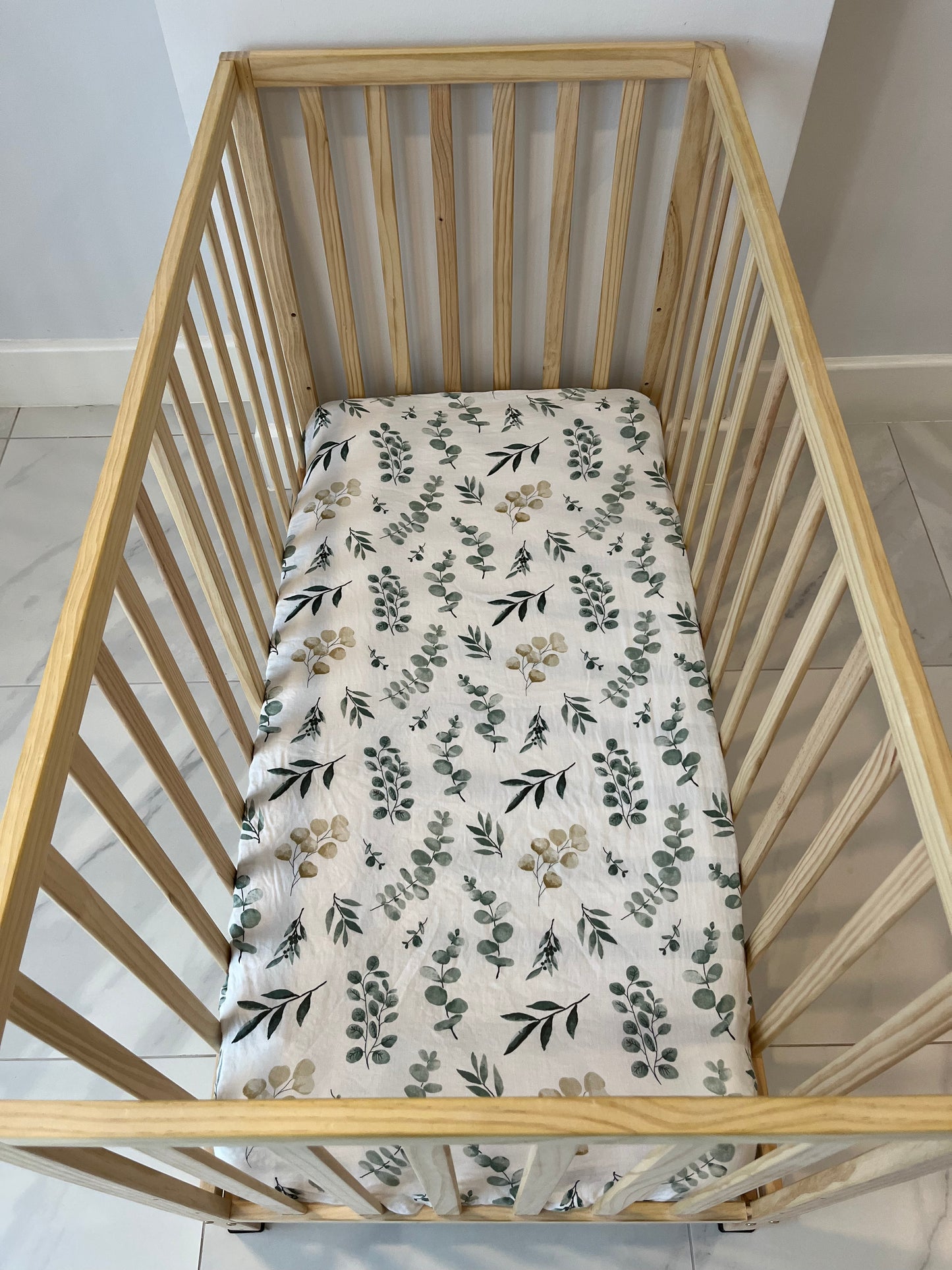 Bamboo Cotton crib sheet- Botanical Bliss