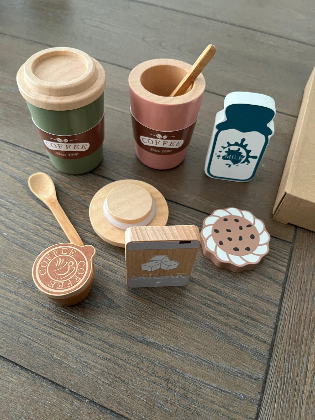 Mini Wooden Takeaway Coffee Set