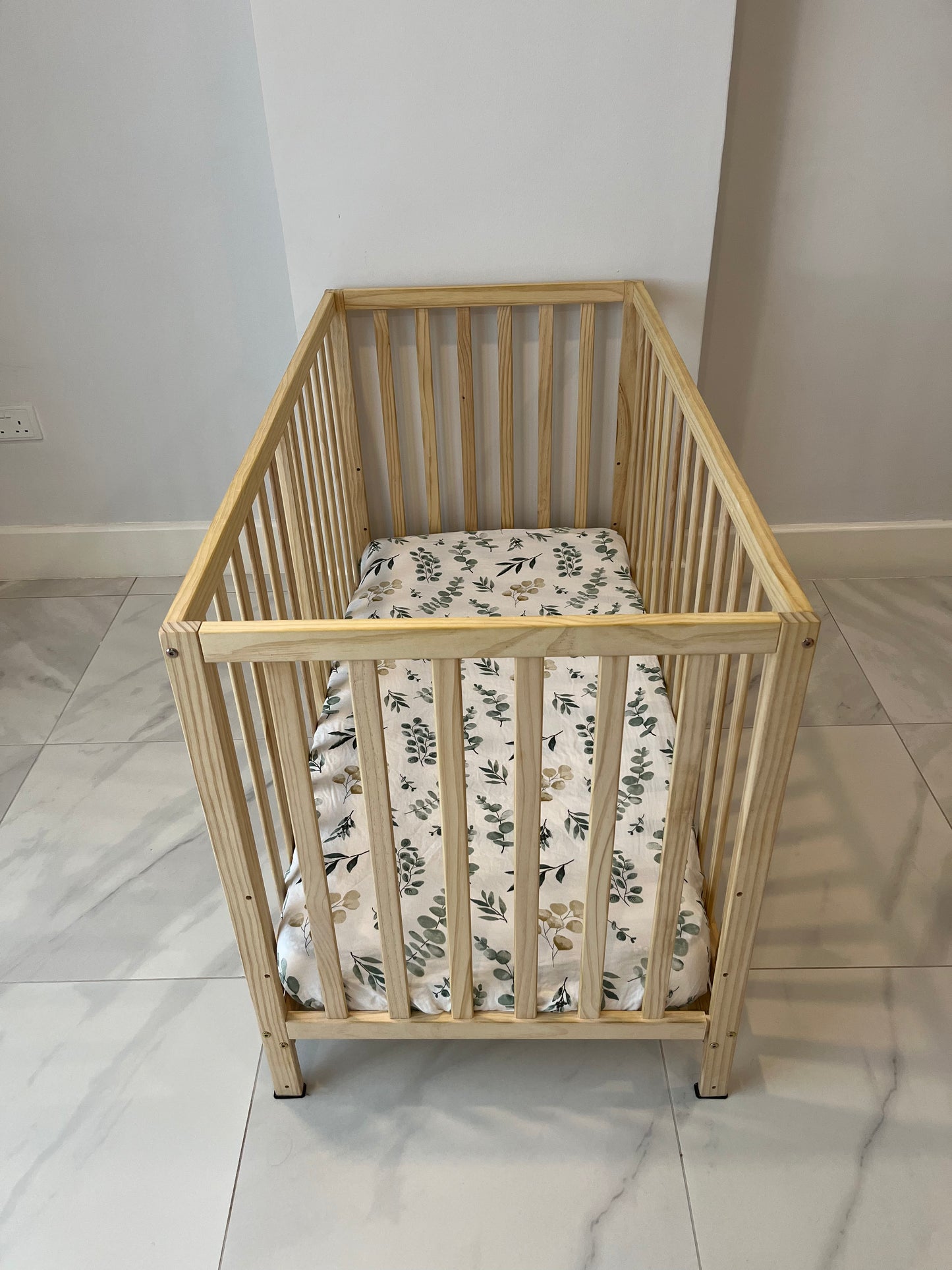 Bamboo Cotton crib sheet-  Botanical Bliss